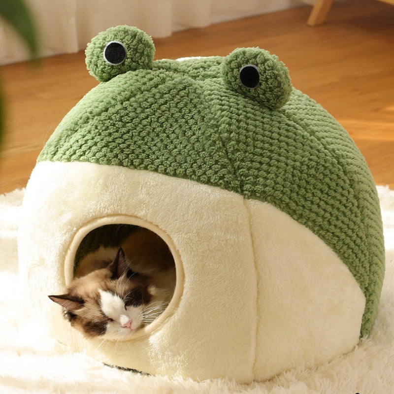 New Pet Nest Winter Warm Dog Den Cat Villa Plush Pets Mattress Small Frog Shape Semi Enclosed Kitten Puppy House Pet Supplies